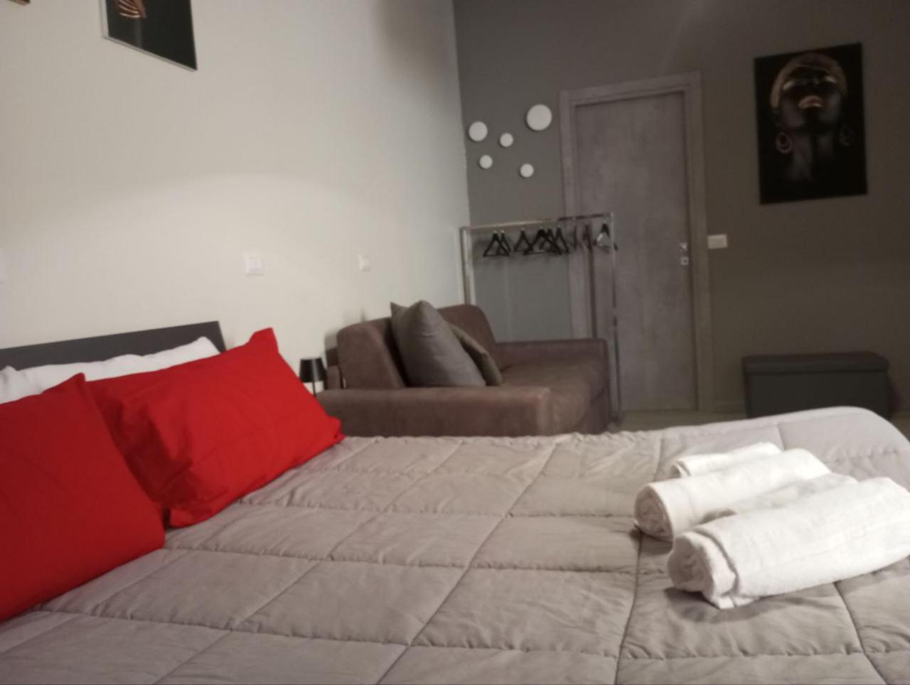 Apartmán Sleep & Fly Bgy Airport-Station-Center Bergamo Exteriér fotografie