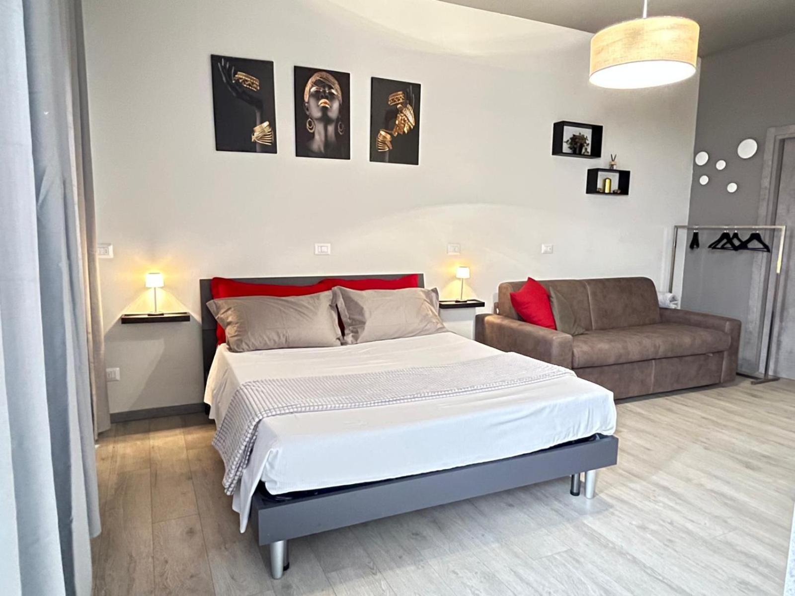 Apartmán Sleep & Fly Bgy Airport-Station-Center Bergamo Exteriér fotografie